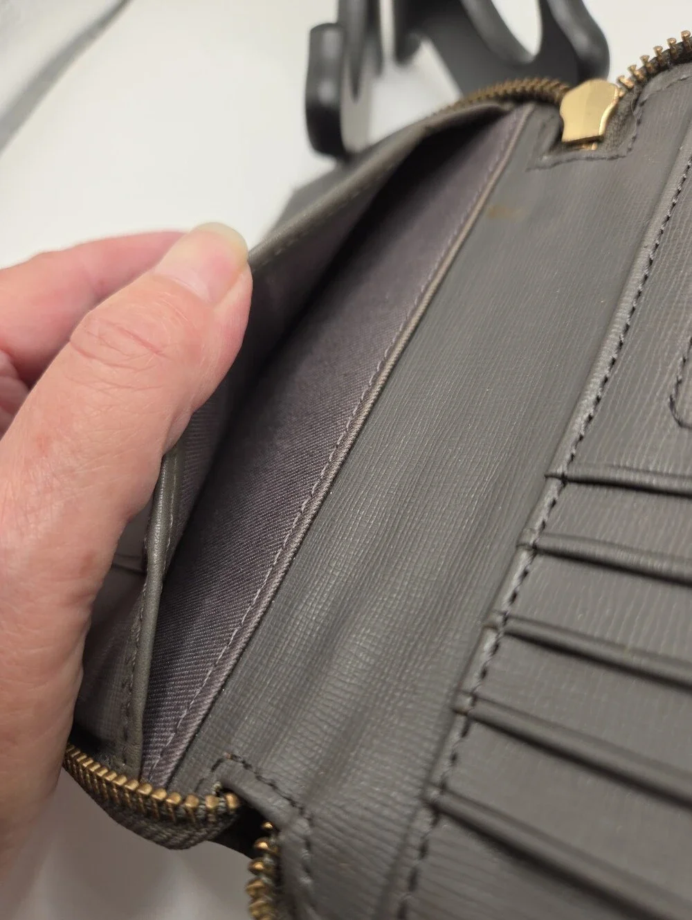 Fossil Leather Zip Around Wallet Taupe/Brown Organizer - Picture 8 of 13